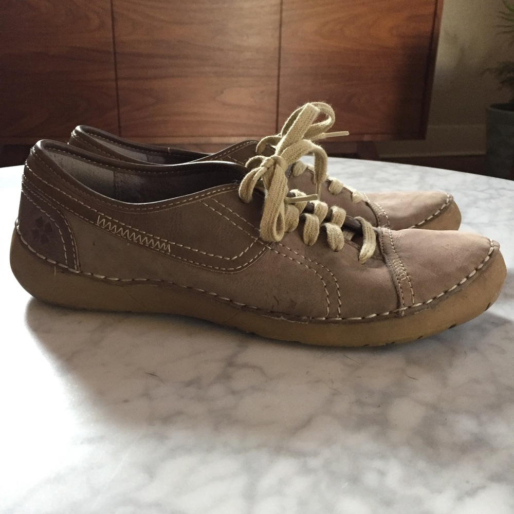 Naturalizer Jolie sneakers size 7.5