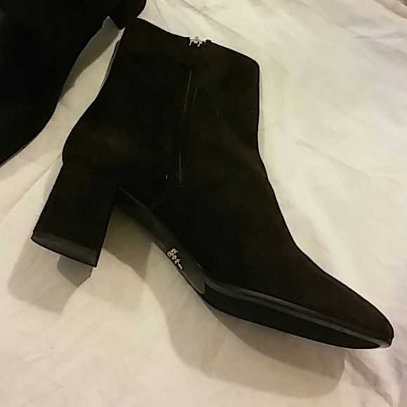 Auth.Prada Suede Ankle Boot Sz 37.5 - Picture 3 of 4