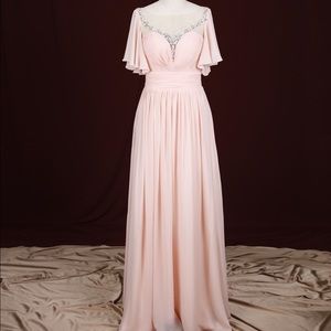 Beautiful dress. In good condition.