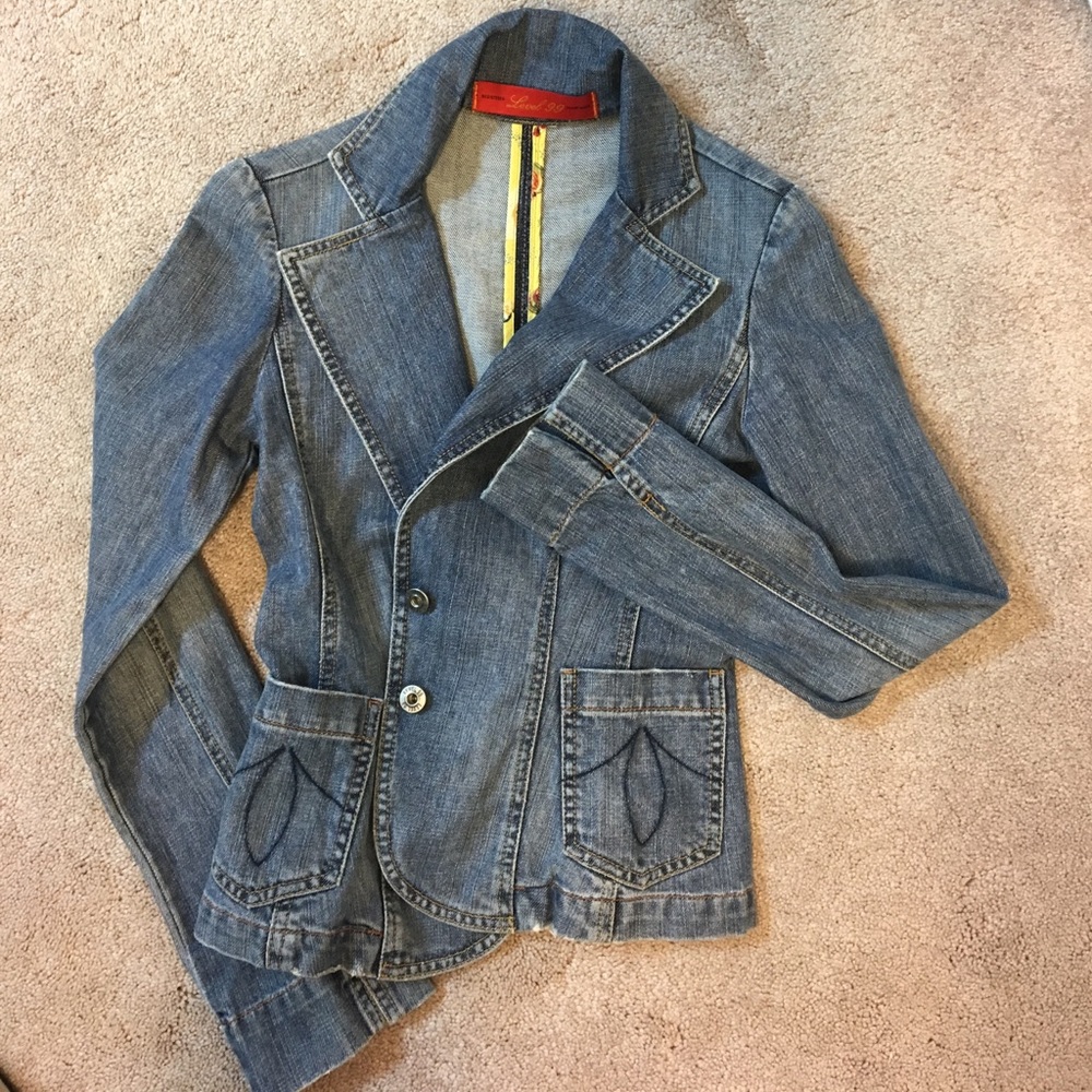 Fitted Jean Jacket - Picture 3 of 4