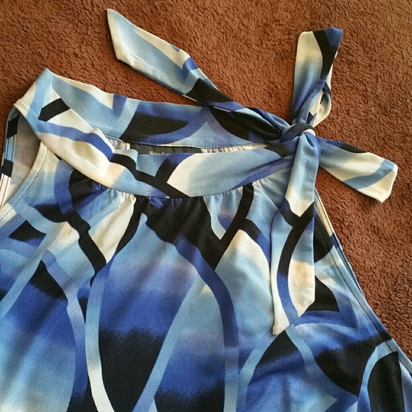 🚫SOLD🚫👗Style & Co. Strikingly bold top - Picture 3 of 8