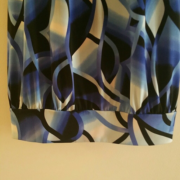 🚫SOLD🚫👗Style & Co. Strikingly bold top - Picture 5 of 8