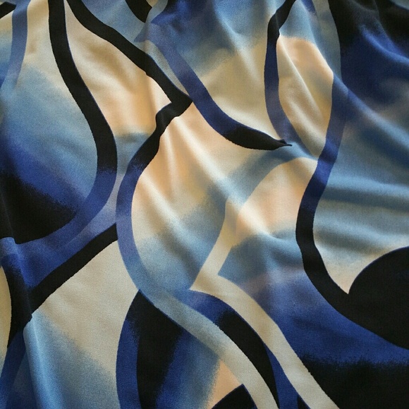 🚫SOLD🚫👗Style & Co. Strikingly bold top - Picture 7 of 8