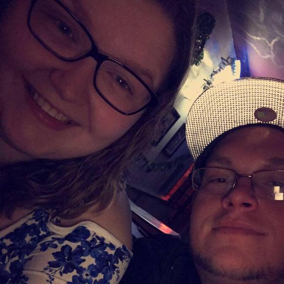 Meet your Posher, Ariel - Picture 1 of 1