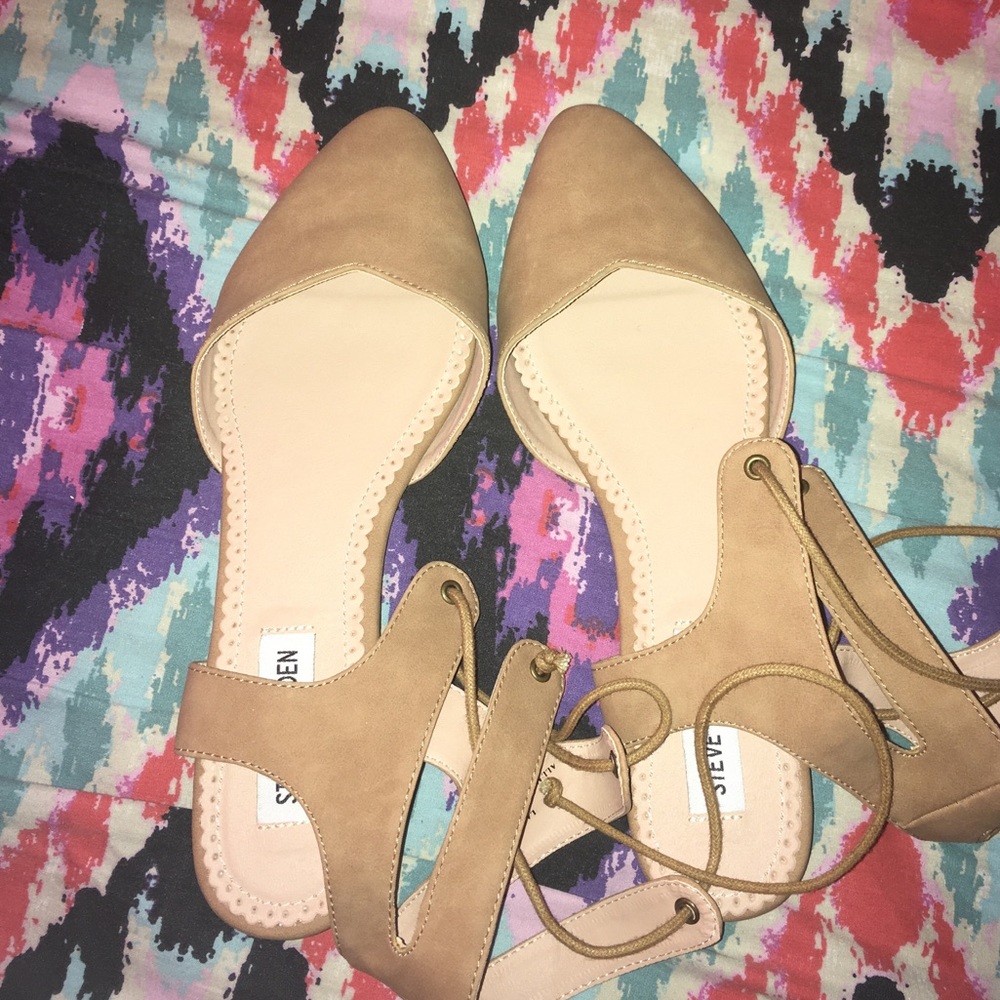 Steven Madden Lace Up Flats New W/O Box
