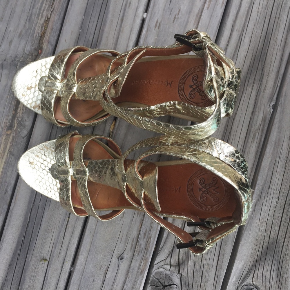 MODERN VINTAGE GOLD LEATHER HEELS SZ 7.5 - Picture 4 of 8