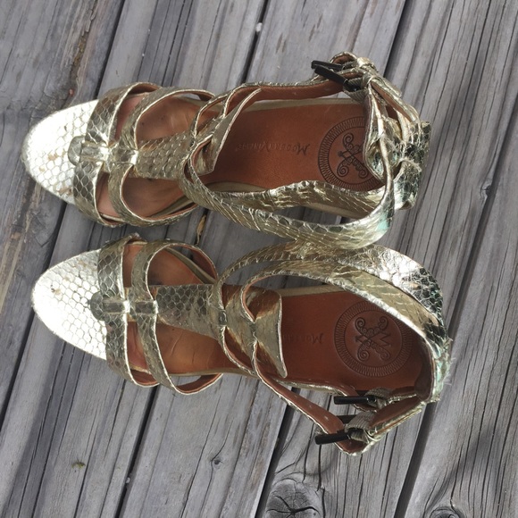 MODERN VINTAGE GOLD LEATHER HEELS SZ 7.5 - Picture 4 of 8