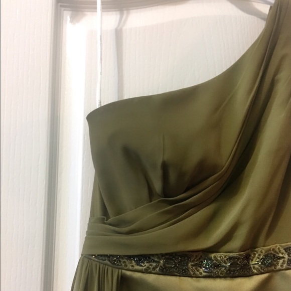 Evening Gown - Picture 2 of 5