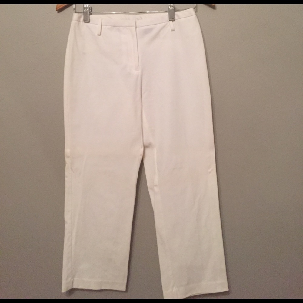 Express Capri pants white size 1/2