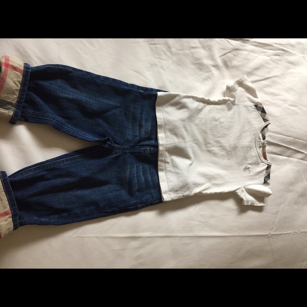 Burberry boy 2T