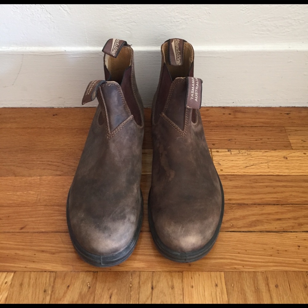 Barely used Blundstone work boots.