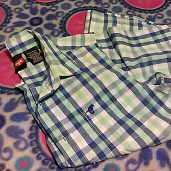 Button down shirt - Picture 3 of 3