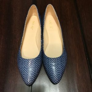 NEW Nine West Flat Shoes