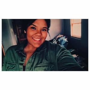 Meet your Posher, Julia