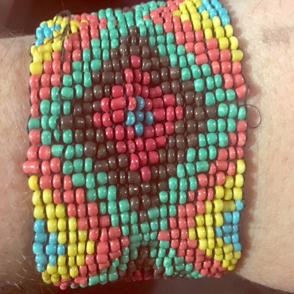 Hippy stretchy bracelet - Picture 1 of 3