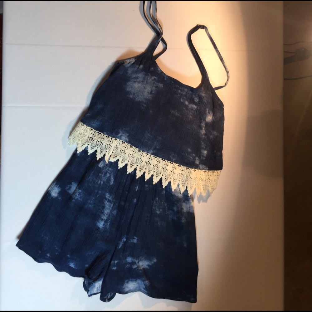 Xhilatation Romper