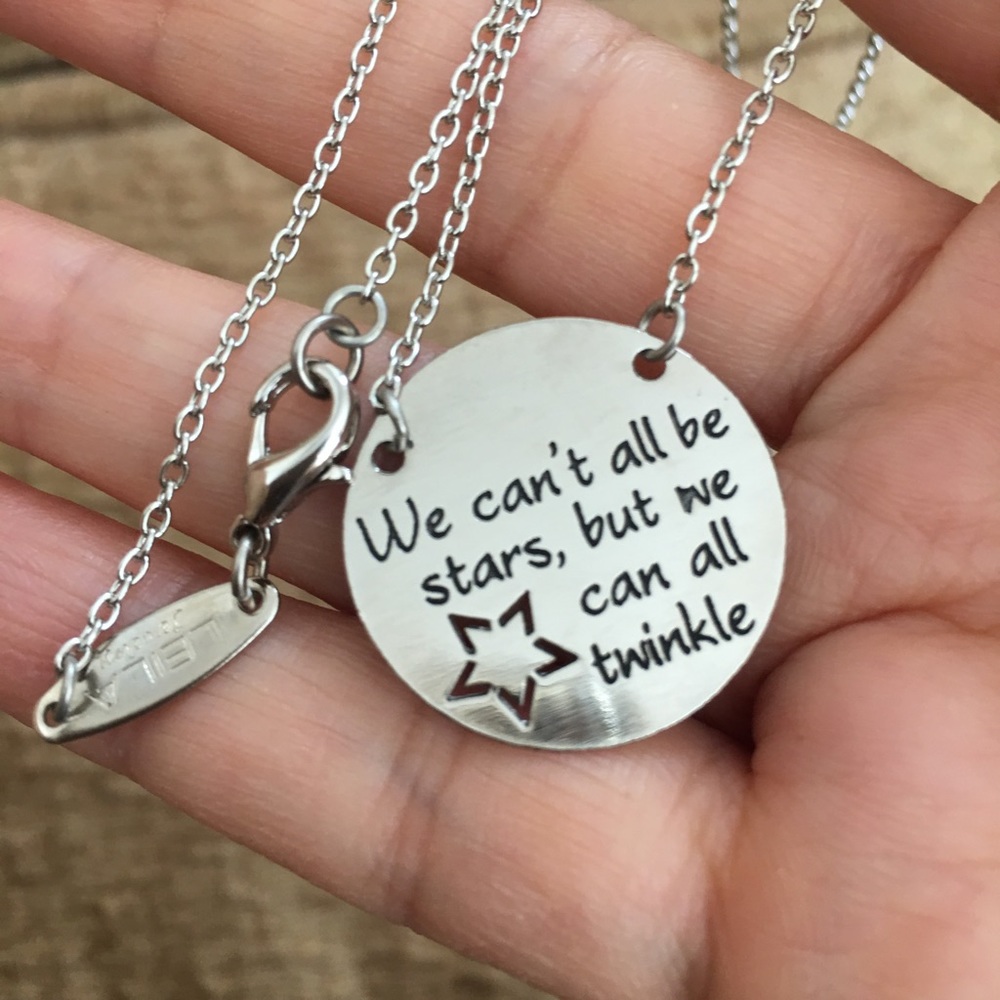 Silver Leila star pendant