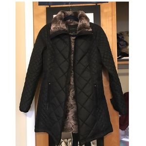 Warm and cozy mid-thigh winter coat