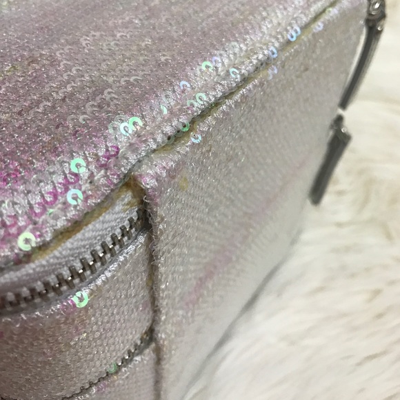 Additional photos for Victoria's Secret box - Picture 4 of 5