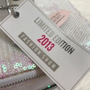 Additional photos for Victoria's Secret box