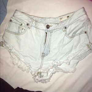 Slouchy light wash jean shorts