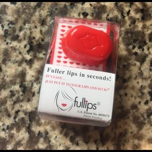 Fullips lip plumper oval medium