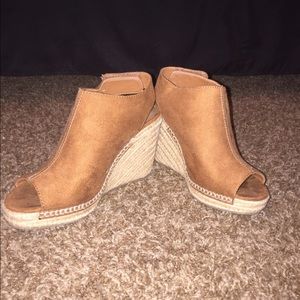 Camel colored wedges