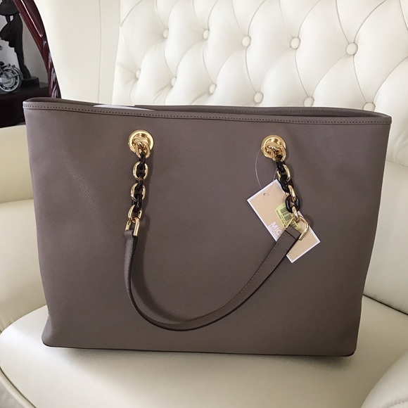 Michael Kors Cynthia Leather Satchel Bag - Picture 1 of 5