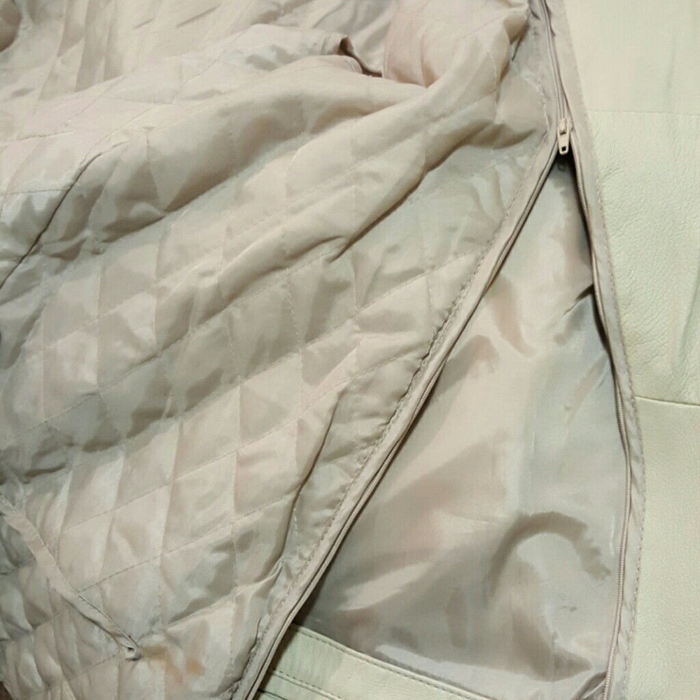 100% Leather Jacket - image 6