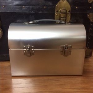 Purse, lunchbox, retro, tin