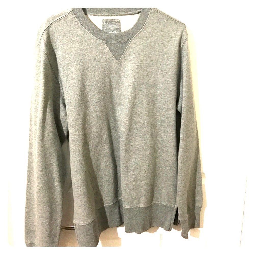Grey crewneck sweater