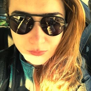 Meet your Posher, Hamida