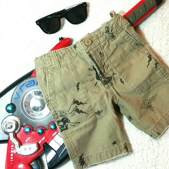 GAP Rockstar Khaki Shorts Rockers Stand Together 3 - Picture 10 of 13