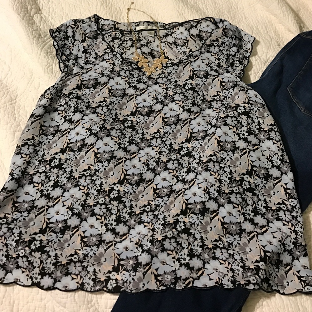Lauren Conrad blouse