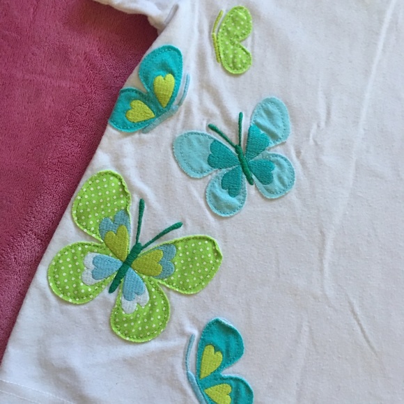 Carter's - Picture 2 of 3