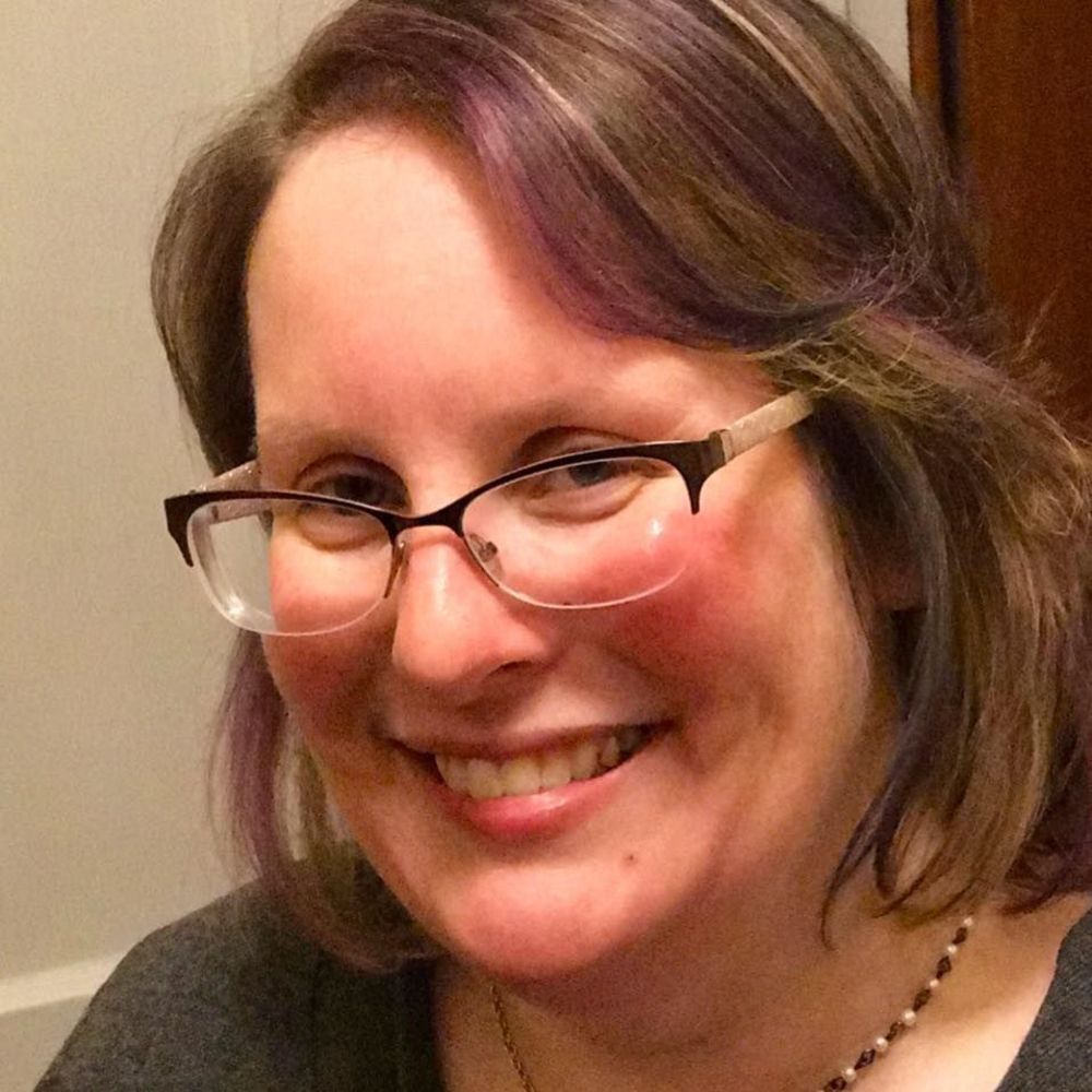 Meet your Posher, Laura