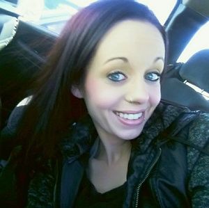 Meet your Posher, Kerina