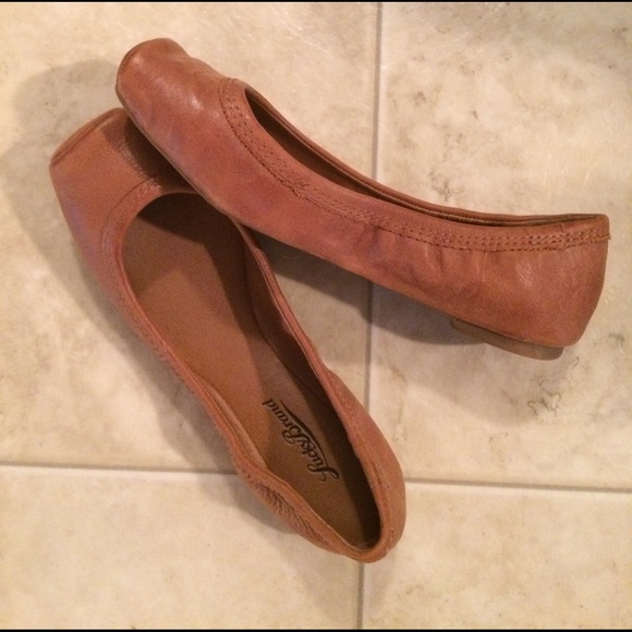 Lucky Brand Shoes - $10 lucky brand leather Santana flats nwot