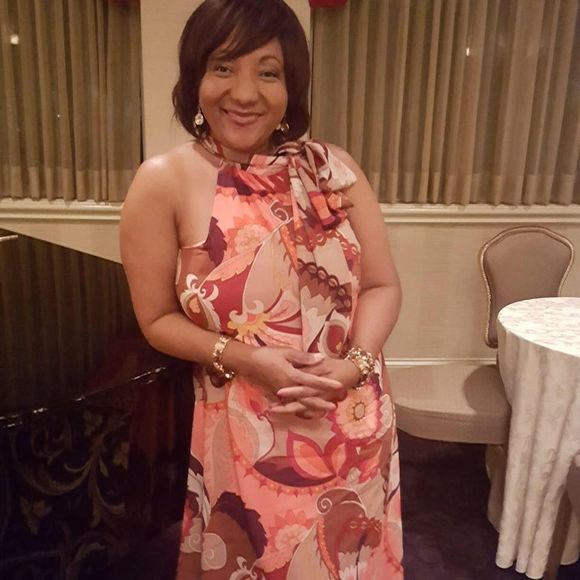 Meet your Posher, Paulette - Picture 1 of 1