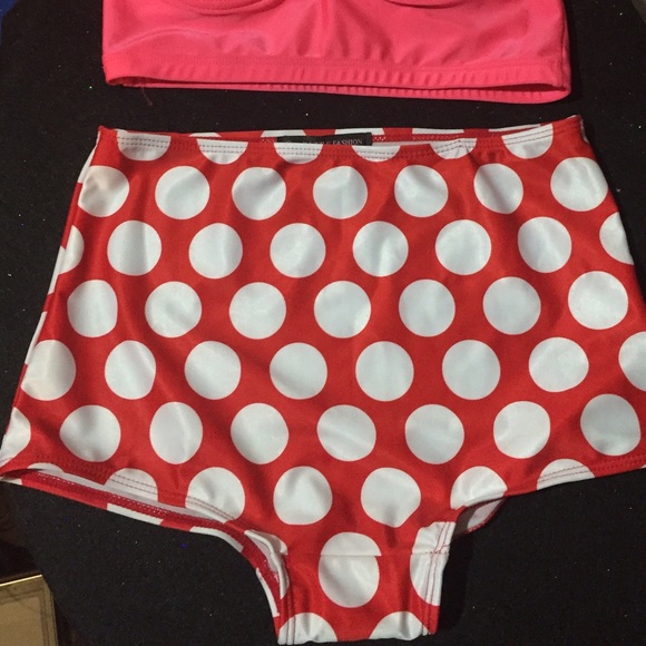 High waisted Swimsuit - Picture 3 of 3