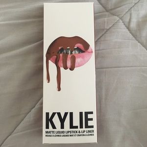 Kylie Cosmetics Matte Liquid Lipstick & Lip Liner