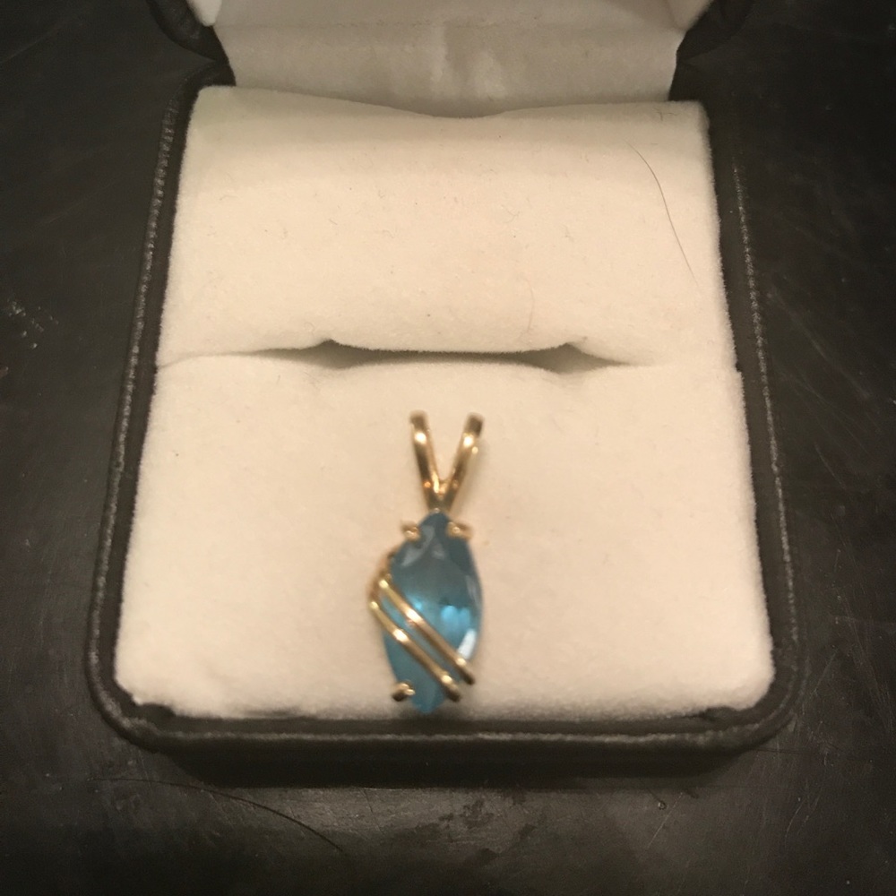 14K gold and blue topaz pendant