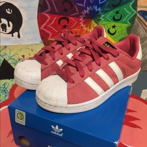 pink adidas superstar