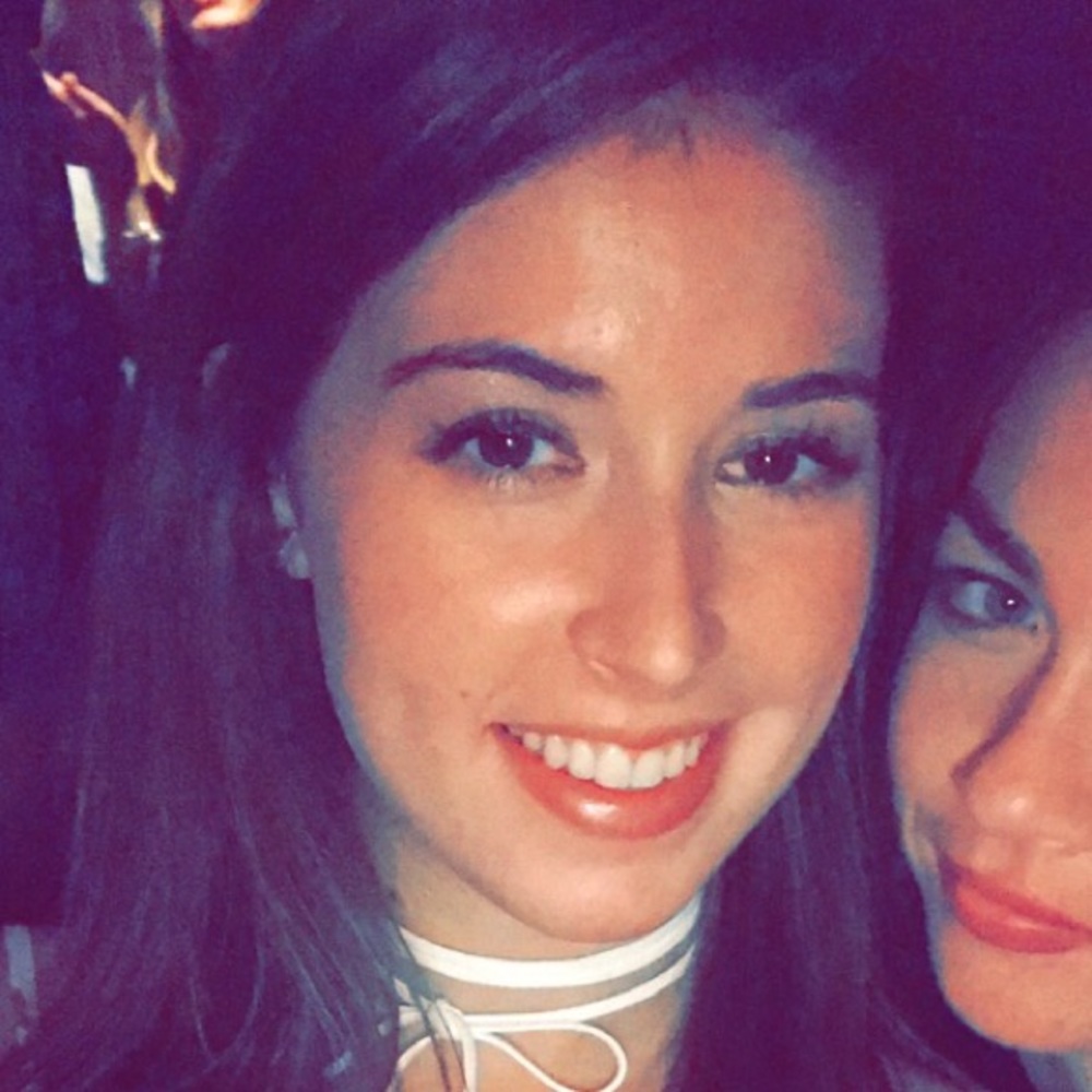 Meet your Posher, Courtney