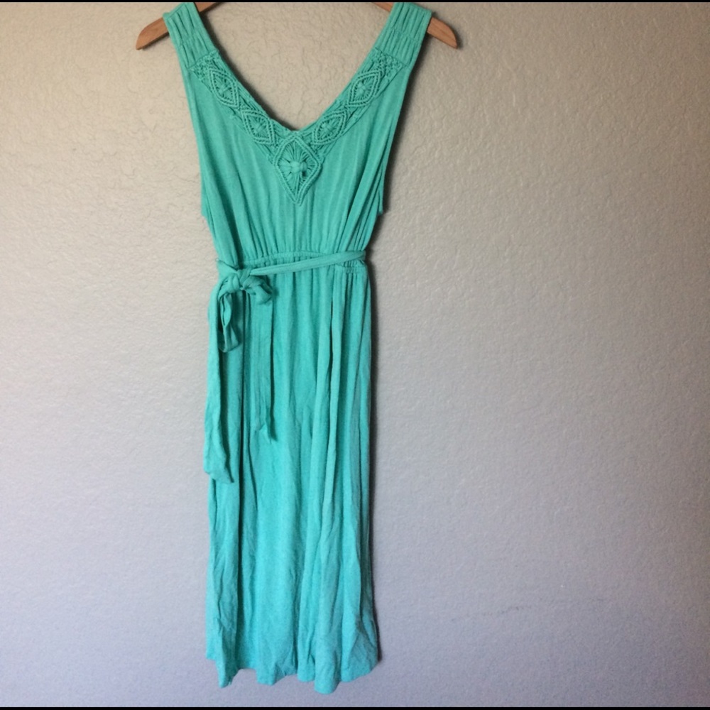 Liz Lange maternity teal dress 👗