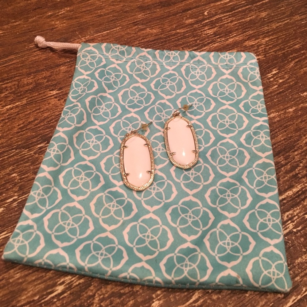 Kendra Scott Elle drop earrings