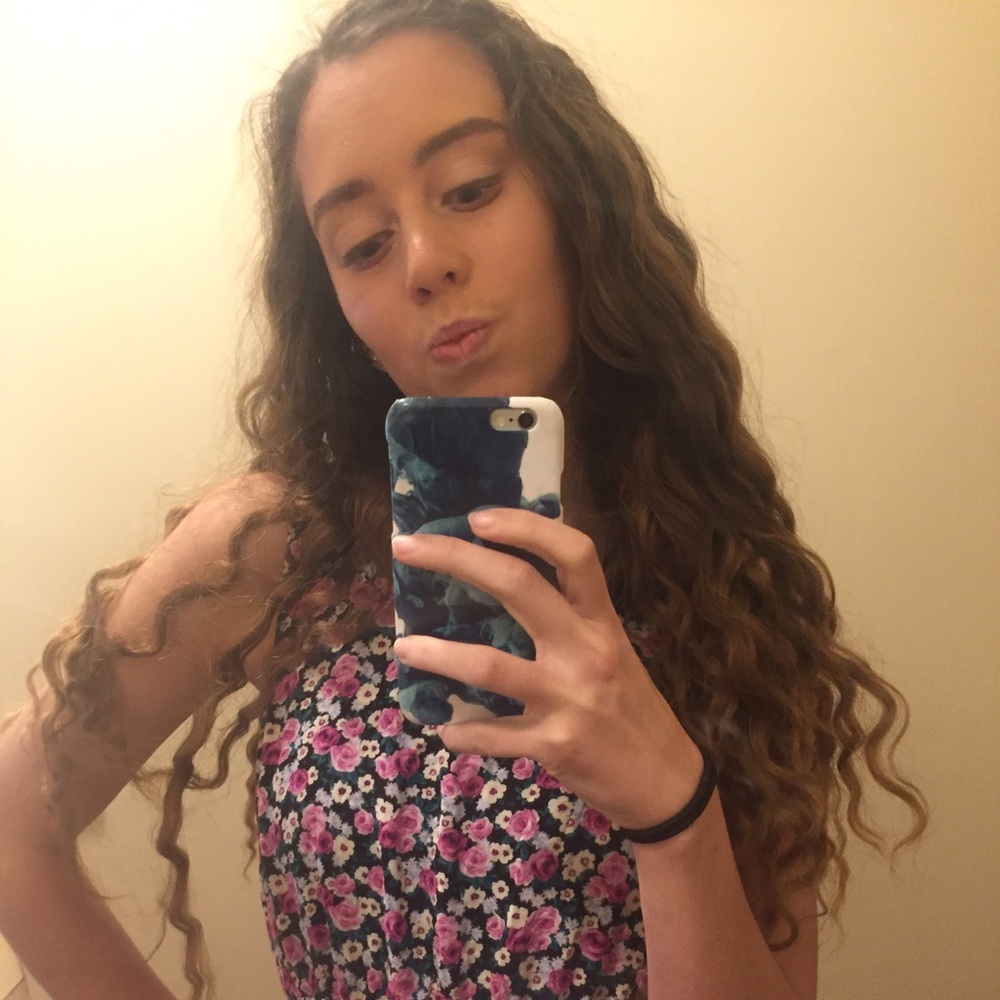 Meet your Posher, Danielle