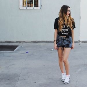 UNIF Monday Morning Tee