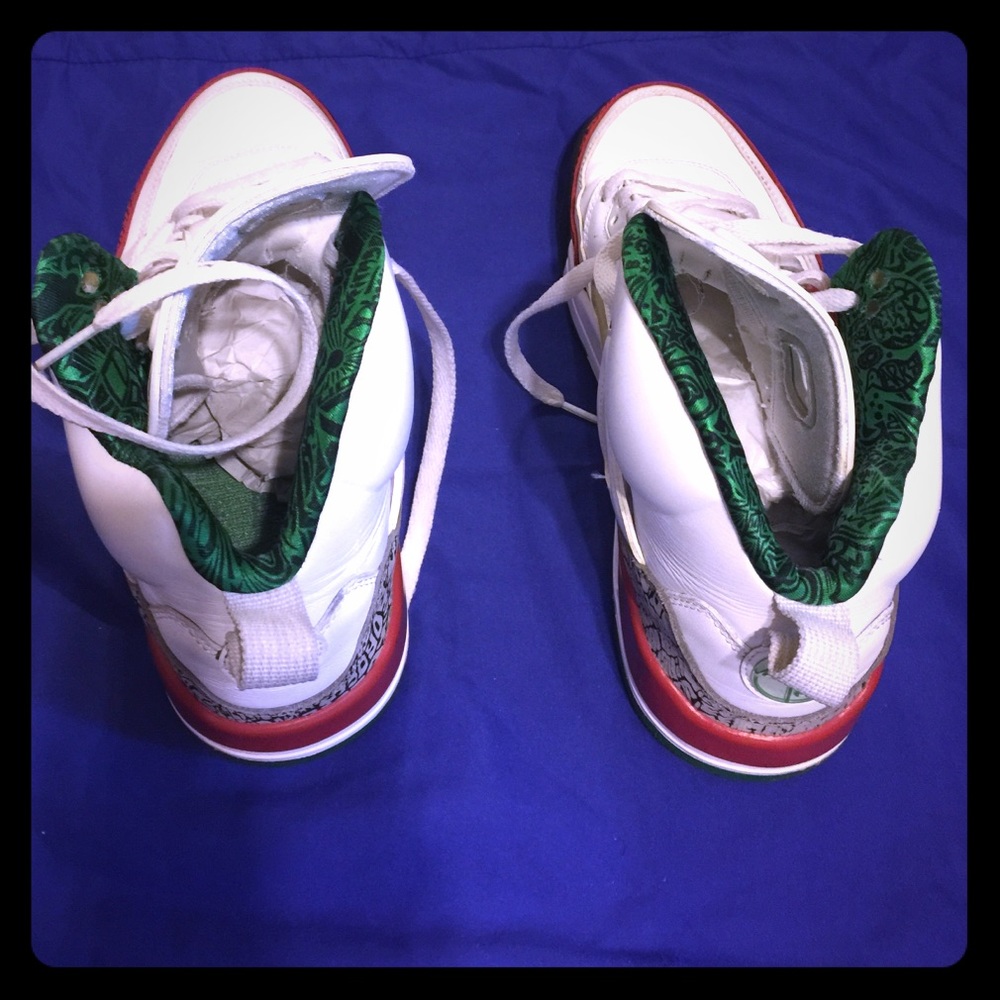 FLASH SALE- SPIZIKES SPIKE LEE JORDANS