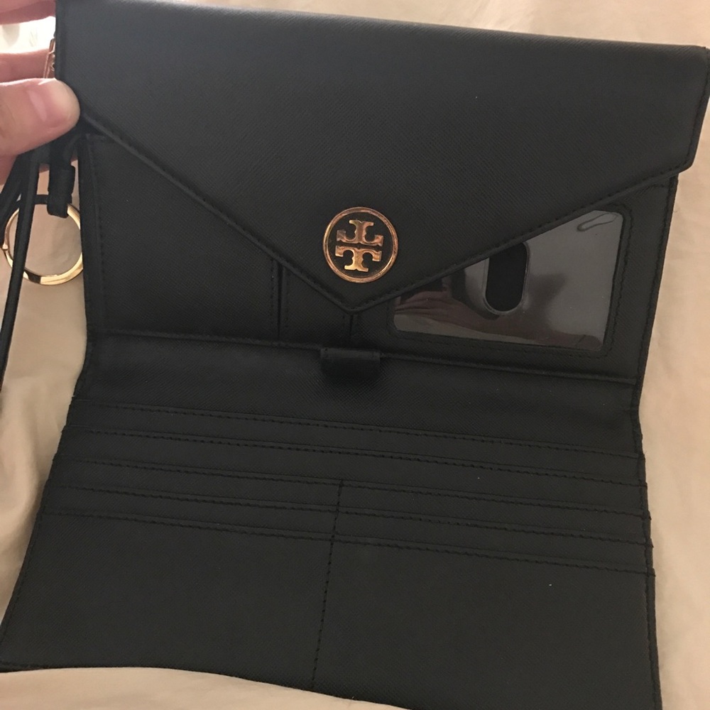 Tory burch wristlet